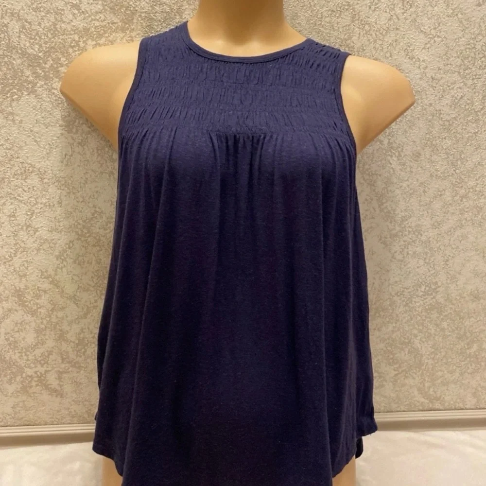 Universal Thread Navy Sleeveless Top
